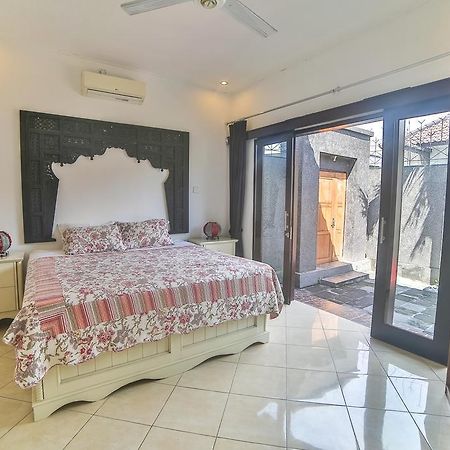 Bali Cinta Villa Seminyak Exterior foto